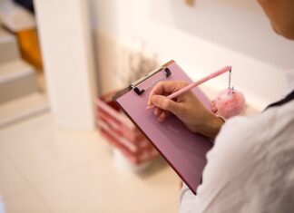 Jakie dane ma sprzedawca przy płatności kartą? Jakie dane ma sprzedawca przy płatności kartą?