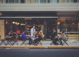 Czego klienci nie lubią u sprzedawcy?