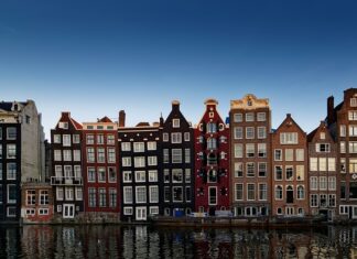 Czym są kanały komunikacji marketingowej? Czym są kanały komunikacji marketingowej?